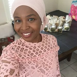 Meet your Posher, Hawa